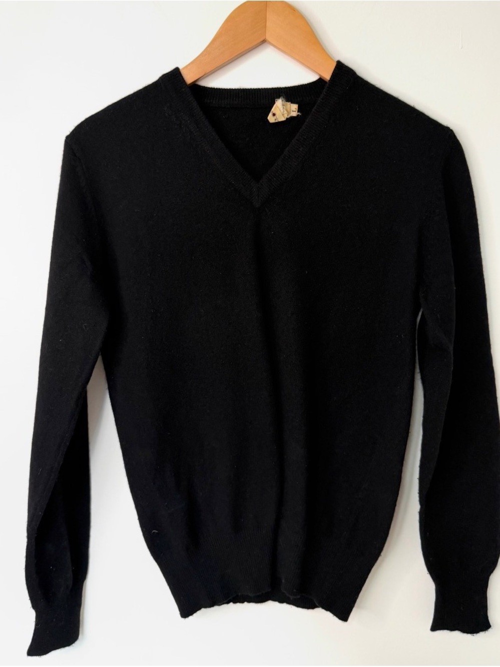 Vintage Pure Cashmere Black V-Neck Sweater Large Minimalist Classic Women’s L